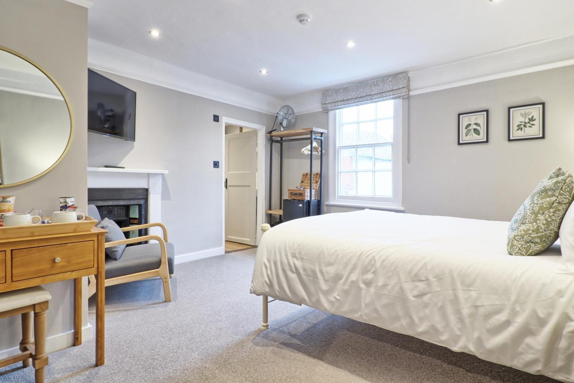 Ranfield'S Brasserie Hotel Rooms Coggeshall Bagian luar foto