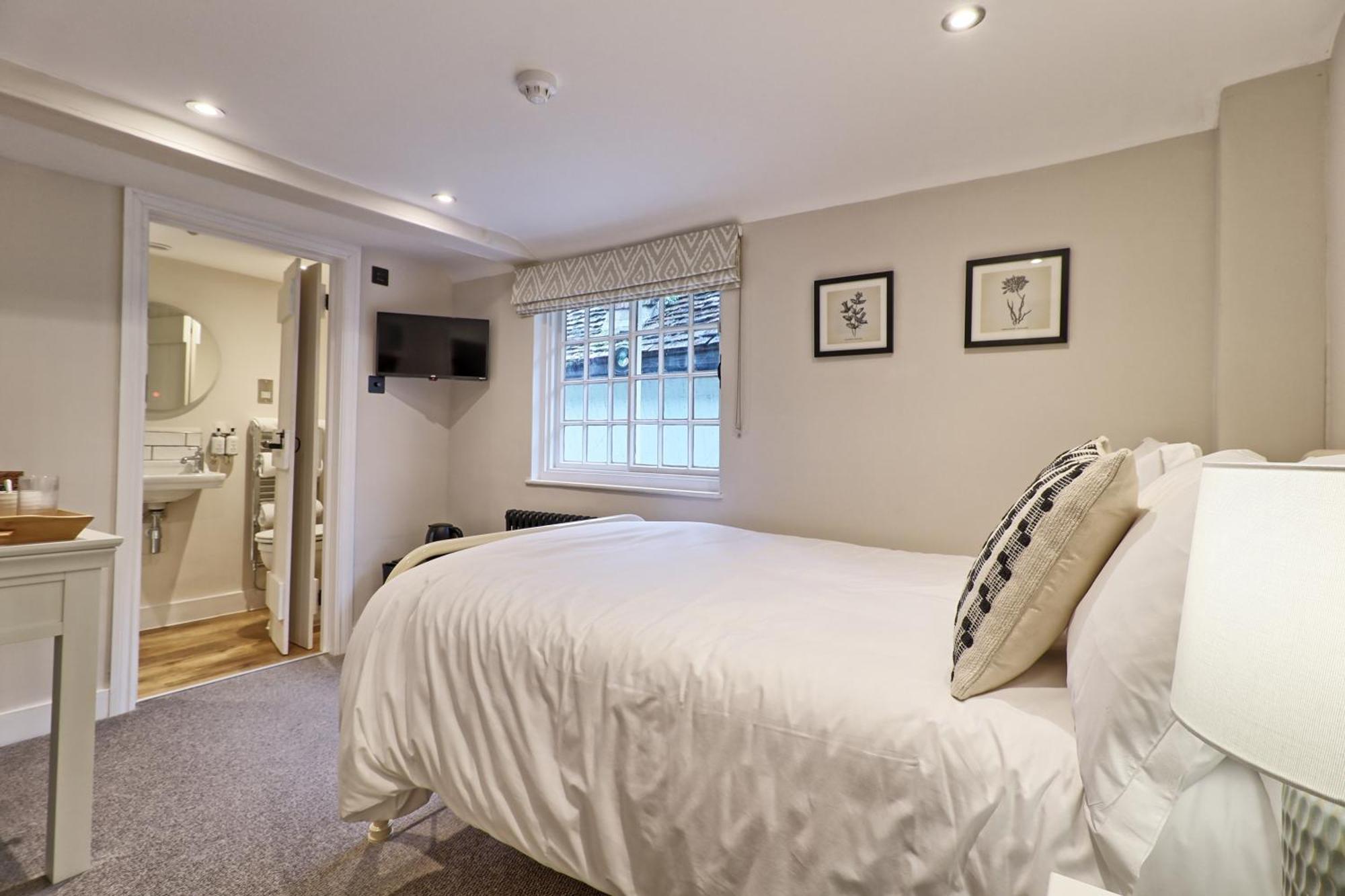 Ranfield'S Brasserie Hotel Rooms Coggeshall Bagian luar foto